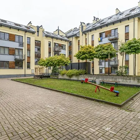 Apartment Sv2 Marie Oldtown Self Check-in By Quarterstays Vilnius