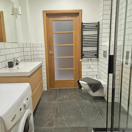 Sv2 Marie Oldtown Self Check-in By Quarterstays Vilnius