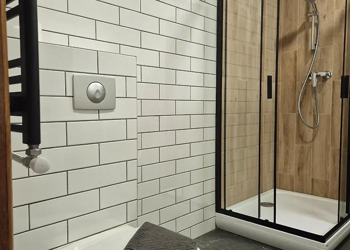 Marie Oldtown Self Check-in By Quarterstays *